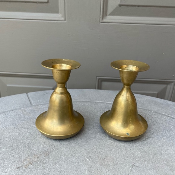 Vintage Pair of Bell-Shaped Candle Sticks Candle Holder - Picture 1 of 11
